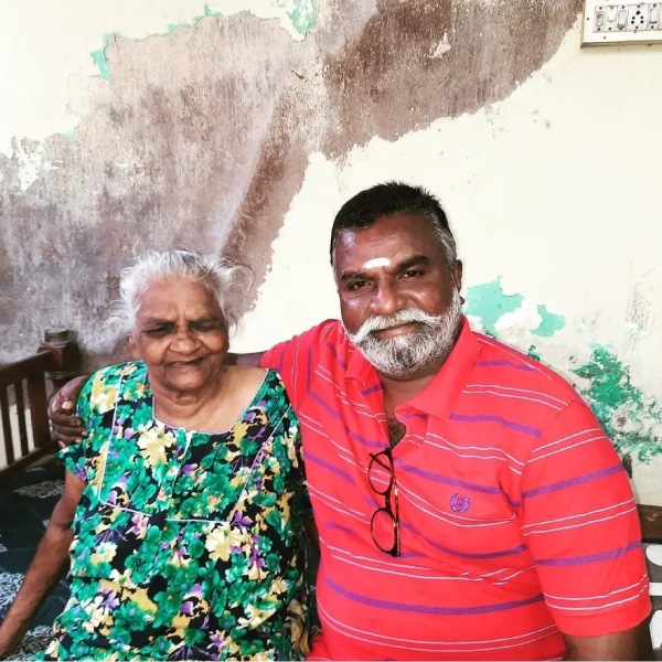 துணை இயக்குனர்