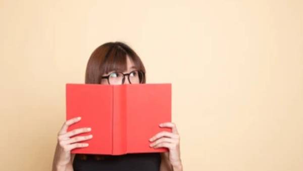 ஆபாச புத்தகம்