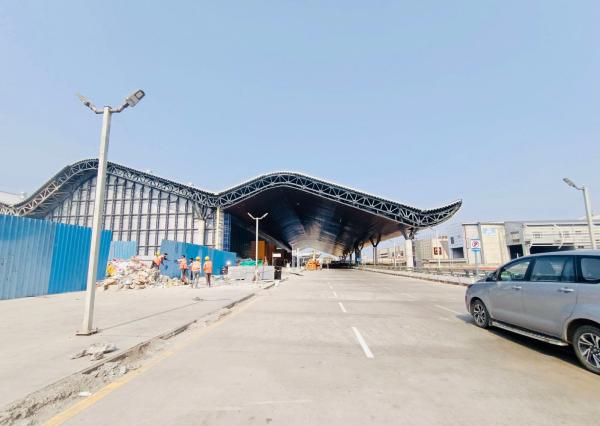 பார்க்கிங், ஷாப்பிங் மால் பார்க்கிங், ஷாப்பிங் மால்