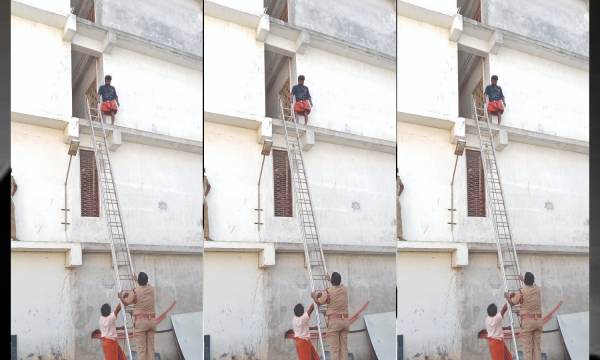 Kanniyakumari lodge and kerala tourist attempted suicide by jumping from floor Kanniyakumari lodge and kerala tourist attempted suicide by jumping from floor