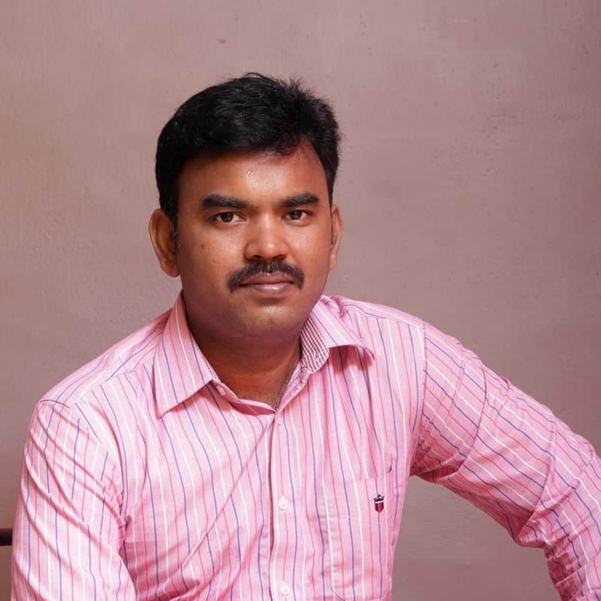 Writer Saravanan Chandran on Chennai Marina loop road fisherman issue 