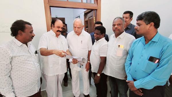 Karnataka Election: What are the meaning of Yeddiyurappa says single line response with O Panneer Selvam team Meeting? Karnataka Election: What are the meaning of Yeddiyurappa says single line response with O Panneer Selvam team Meeting?