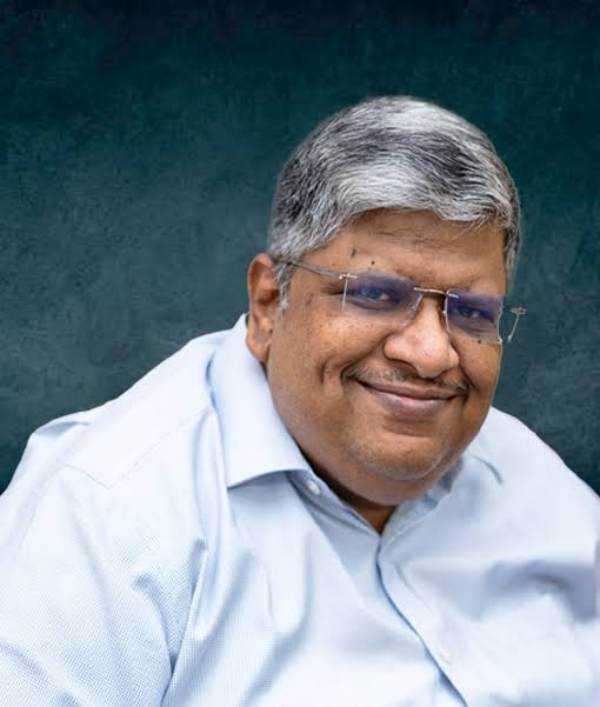 netizens high appreciate a super meme about Anand Srinivasan 