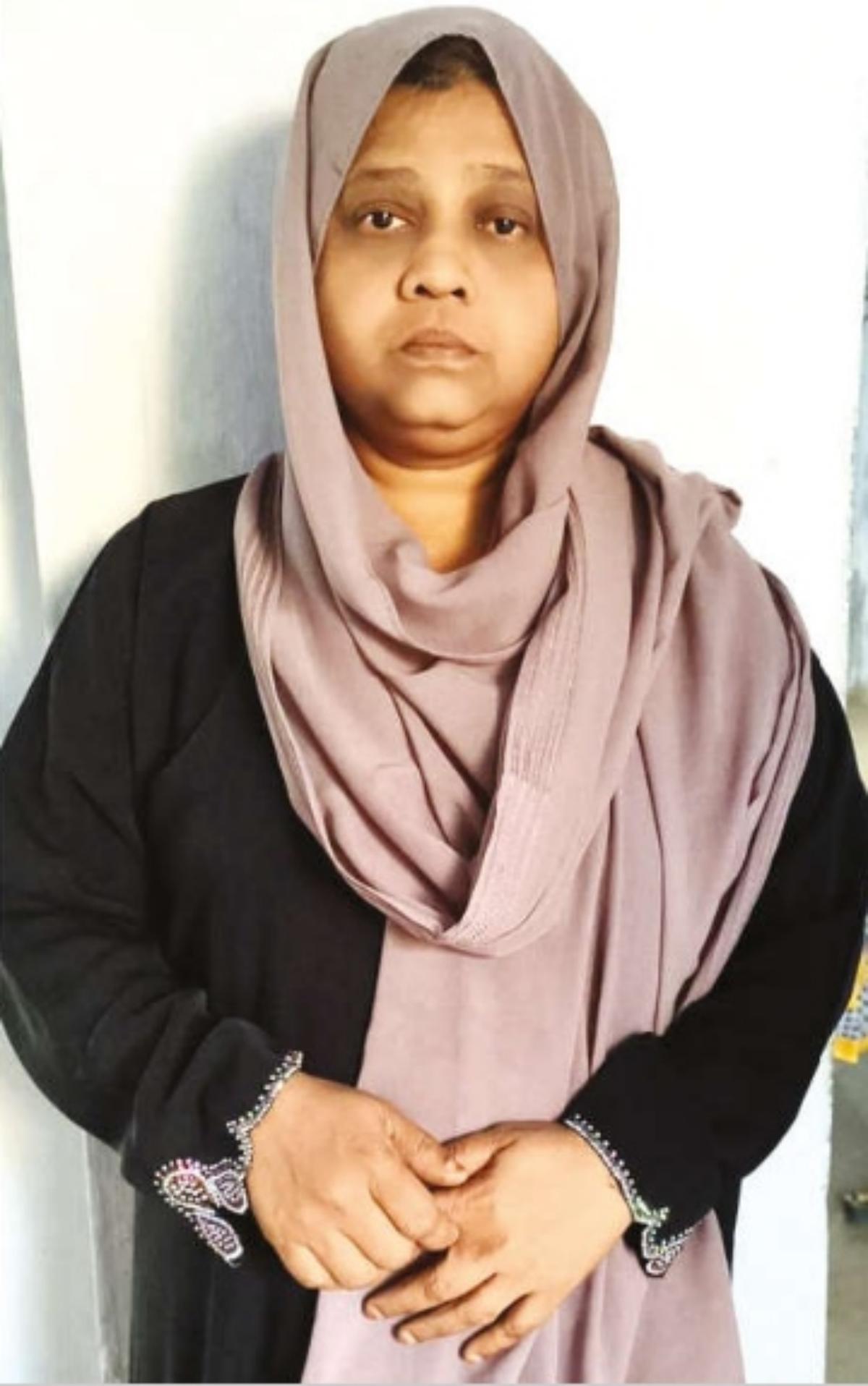 Thanjavur police arrested the wife and son of raahath bus owner in a complaint of fraud of Rs.410 crore 