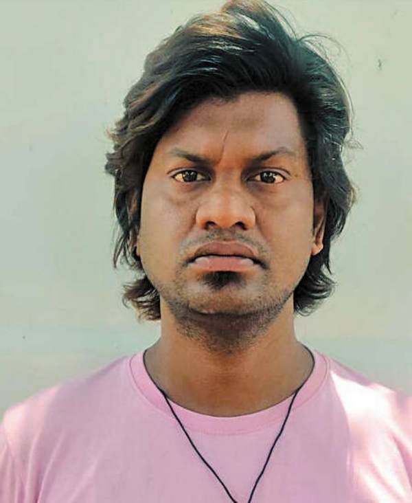 Chennai Choolaimet Woman and husband arrested for arguing with police sub-inspector on road 