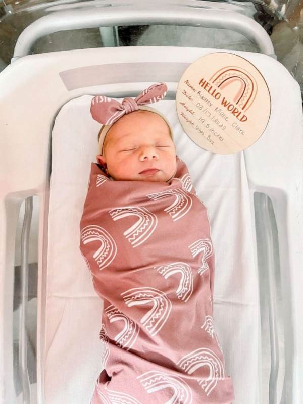 US: Michigan family welcomes 1st daughter in over 130 years 