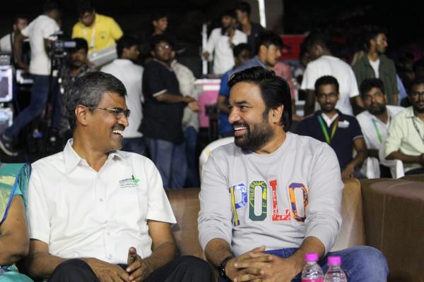 கல்லூரி விழாவில் நடிகர் சூரி 