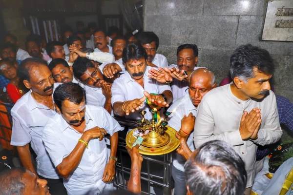Durai Vaiko, who participated in the festival of Shenbagavalli Amman temple Durai Vaiko, who participated in the festival of Shenbagavalli Amman temple