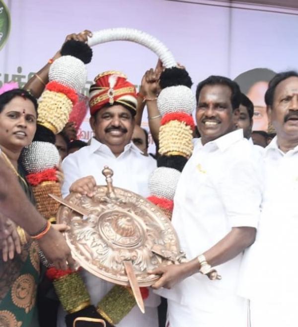 அதிமுக பொதுச்செயலாளர் அதிமுக பொதுச்செயலாளர்