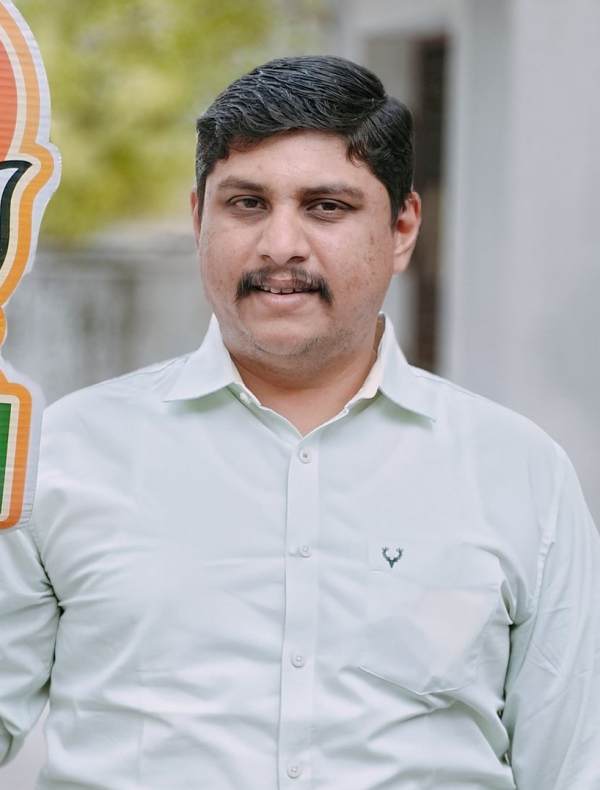 Arappor Iyakkam Complaint about Nainar Balaji, son of BJP legislator Nainar Nagendran