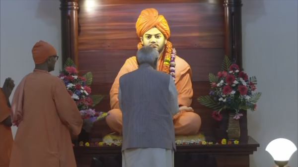 PM Modi told Thirukkural in his speech at Vivekanandar house function 