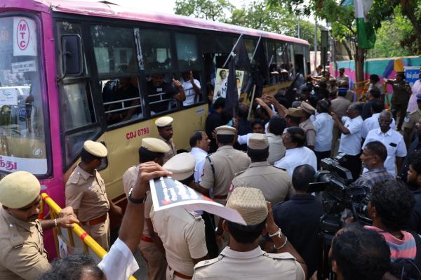 police have registered a case against 600 Congressmens, including TNCC President KS Azhagiri 