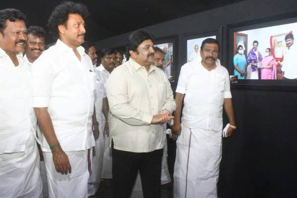 Minister Kn Nehru and Actor Prabhu Inagurating the Stalin photo exhibition in Trichy 