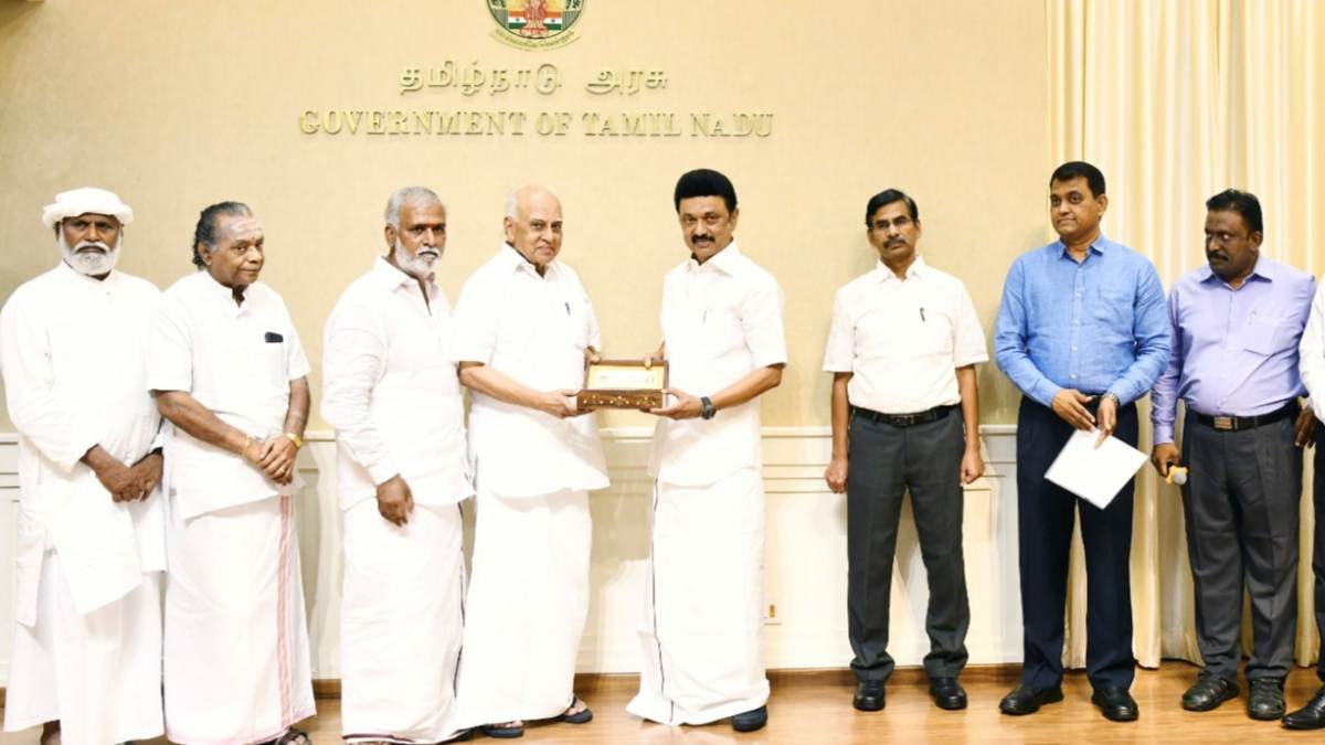  Chief Minister Stalin today handed over a cheque of Rs 3.25 crore for the government grant for Vallalar Mupperum Vizha and free meal scheme 