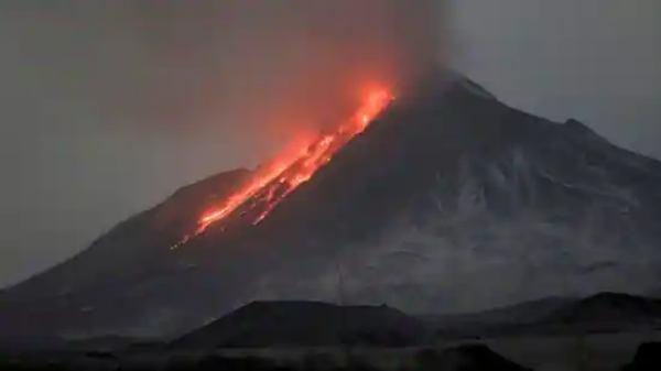 Russias most active volcano Shiveluch erupts, shoots ash plume 10 kilometers high Russias most active volcano Shiveluch erupts, shoots ash plume 10 kilometers high