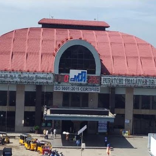 குறைந்த கட்டணம் 