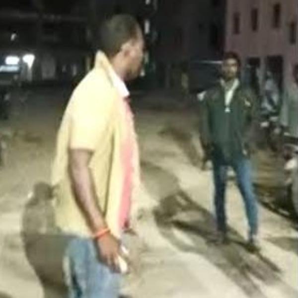 ஆப் வேண்டும் 