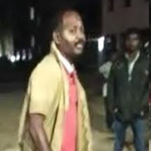 குறைந்த கட்டணம் 