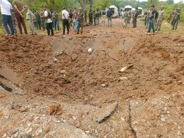 Viral video surfaces showing moments after Dantewada Maoists attack in Chhattisgarh Viral video surfaces showing moments after Dantewada Maoists attack in Chhattisgarh