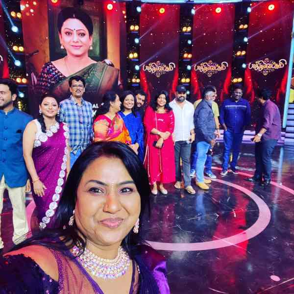 Vijay Television Awards received by actors and actresses of baakiyalakshmi serial Vijay Television Awards received by actors and actresses of baakiyalakshmi serial