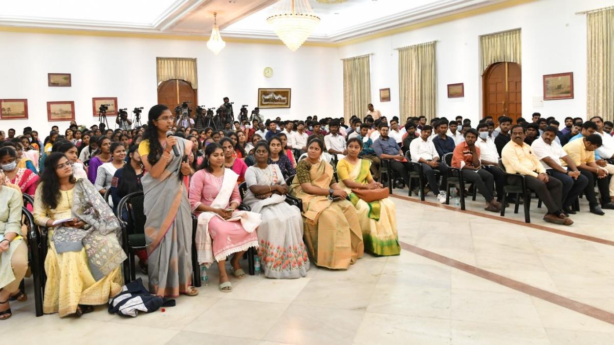 Tamilnadu Governor RN Ravi Explains on Role of Governors in Assembly Bills Tamilnadu Governor RN Ravi Explains on Role of Governors in Assembly Bills