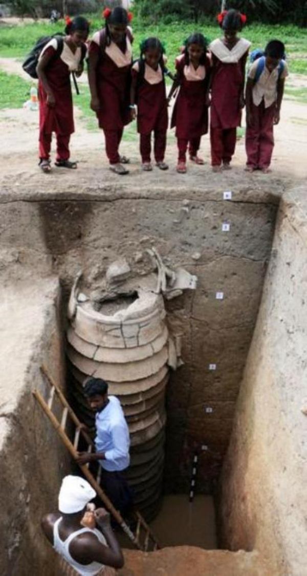  A Sangam period frozen well has been found at Pattaraiperumbudur 