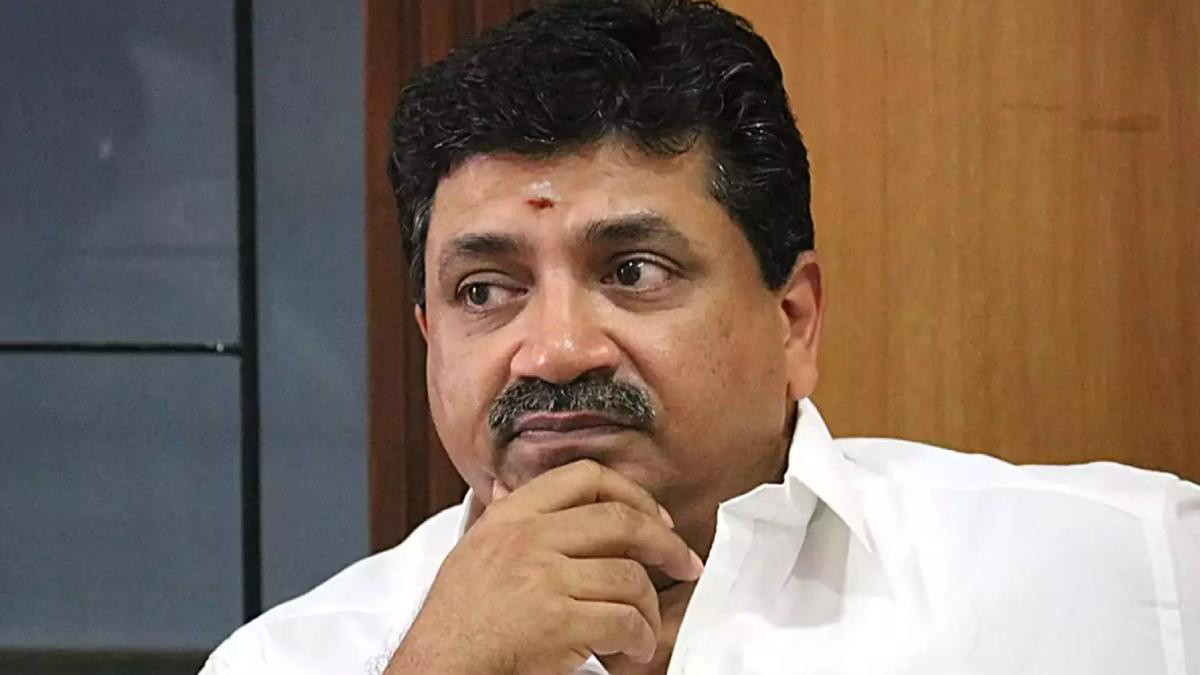 The Governor cannot be given Rs 5 crore: says ptr palanivel thiagarajan 