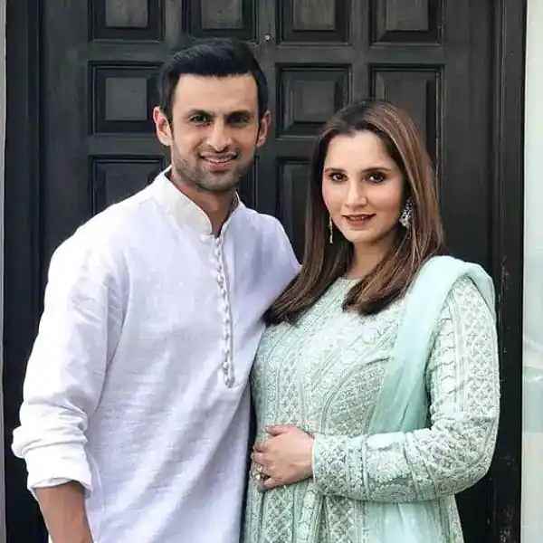Wanted to spend time with Sania Mirza , Shoaib Malik opens up on divorce rumours Wanted to spend time with Sania Mirza , Shoaib Malik opens up on divorce rumours