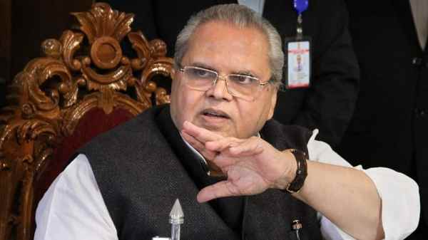 Satya Pal Malik said PM Narendra Modi told him to keep quiet about Pulwama attack 