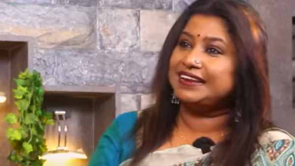 Neeya Naana show after singer Reshmi regrets her failures 