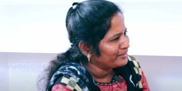 Neeya Nana show A motivational story in Bhavani who spoke on the topic of Singles Amma 