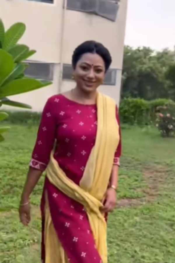  Baakiyalakshmi serial Baakiya A video posted by Dance on social media page