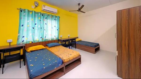 Students complain that PG hostel rent in Bangalore has increased by almost 2 times 