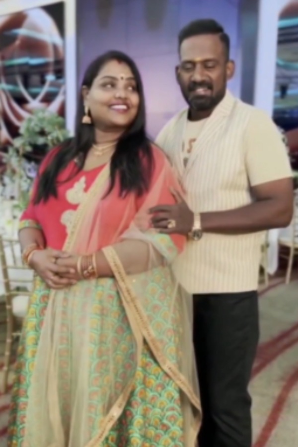 திறமையால் ஜொலிப்பு