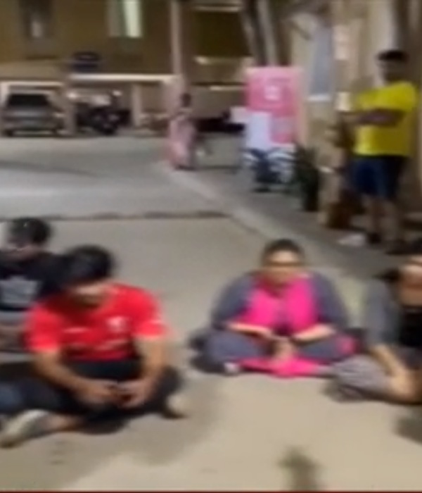  பேச்சுலர்கள் போராட்டம் 