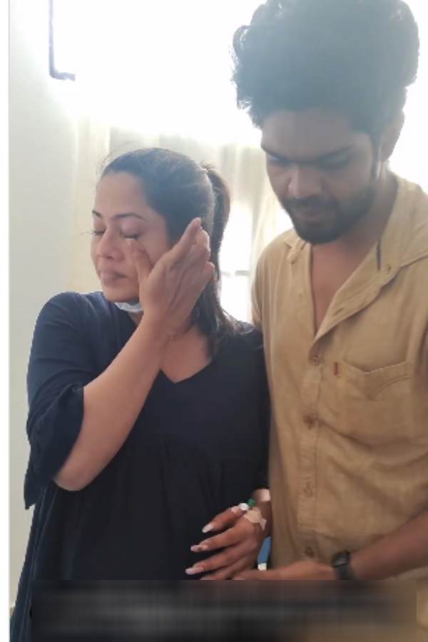 Pandavar Andavar Illam serial actress Anu names her son in Tamil for her baby Pandavar Andavar Illam serial actress Anu names her son in Tamil for her baby