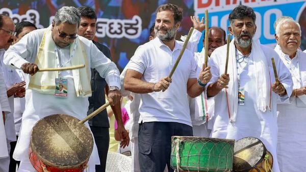  அடித்து நொறுக்கும் காங்கிரஸ்