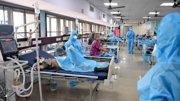 Corona spreading wildly in Puducherry Woman dies in Karaikal