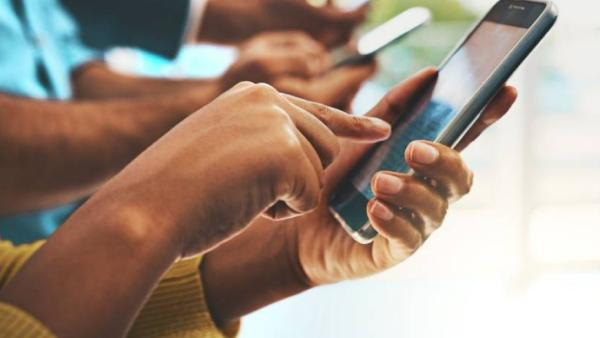 செல்போன் பயன்பாடு 