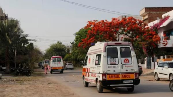 ஆம்புலன்ஸ் ஆம்புலன்ஸ்