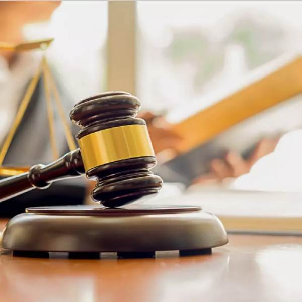Calcutta High Court says Man Can Ask For Divorce If Wife Tries To Separate from Parents