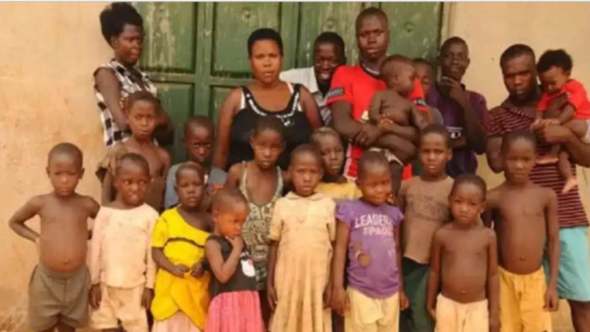 How an African Mother Gave Birth To 44 Children By The Age Of 40 How an African Mother Gave Birth To 44 Children By The Age Of 40