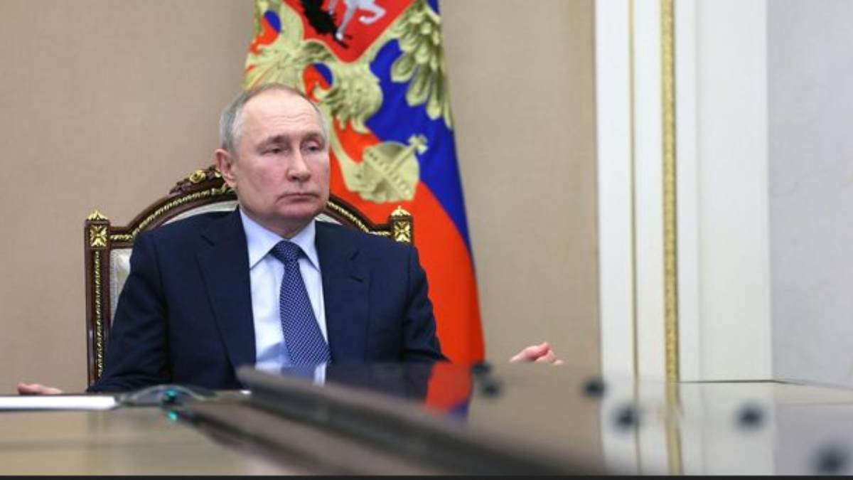  Russian President Vladimir Putin Suffers From Blurred Vision And Numb Tongue