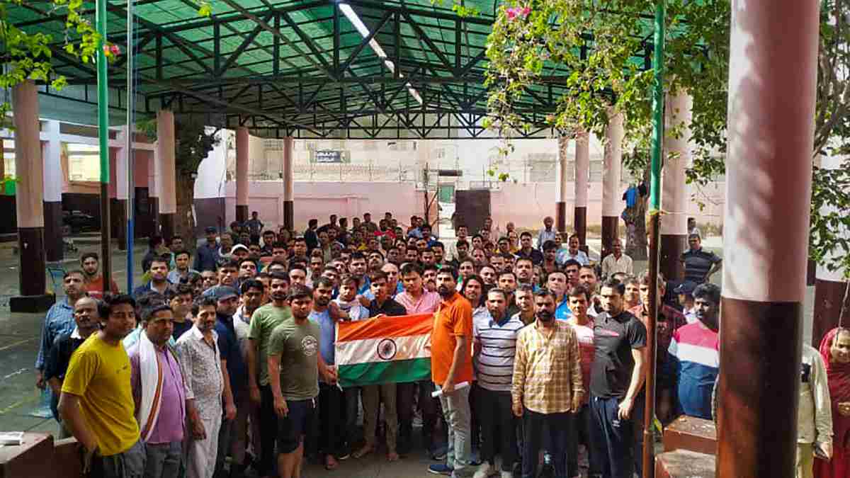 Control room opened in Delhi to rescue Tamil peoples in Sudan Control room opened in Delhi to rescue Tamil peoples in Sudan