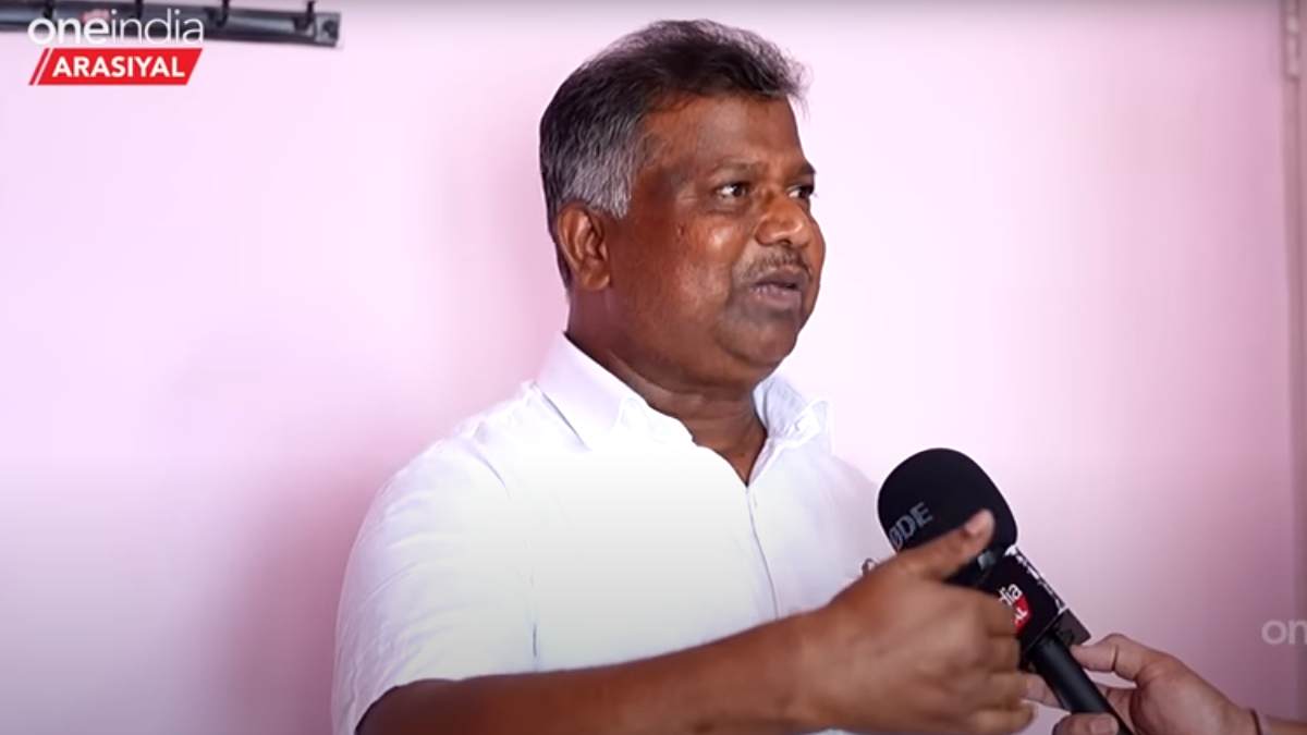 New Problem arise: Will it happen that OPS-Sasikala appearing on same stage