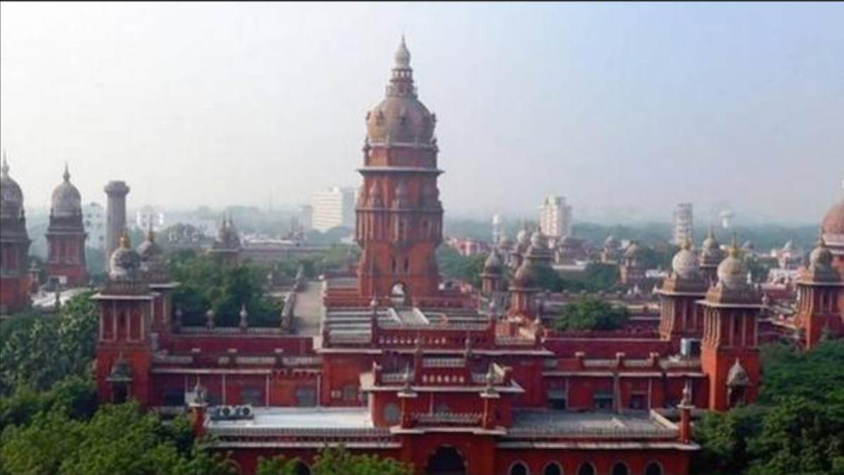 As Coroanvirus is raising face masks are mandatory All courts in tamilnadu 