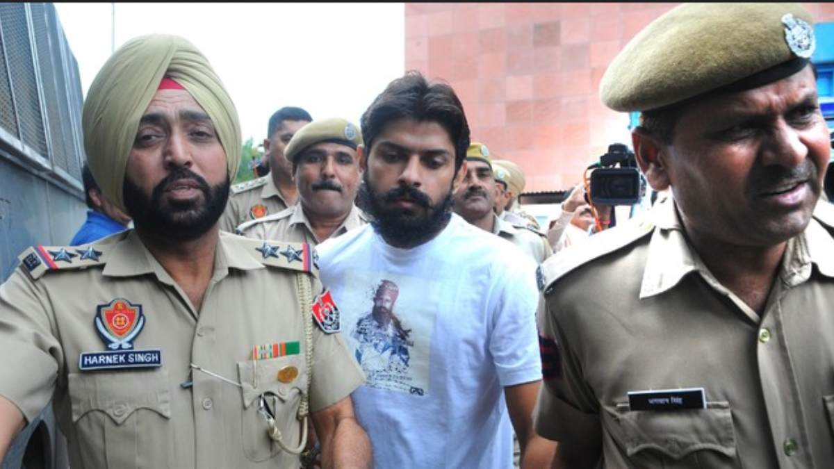 Lawrence Bishnois communal speech videos triggered to kill Atiq ahmed and Ashraf 