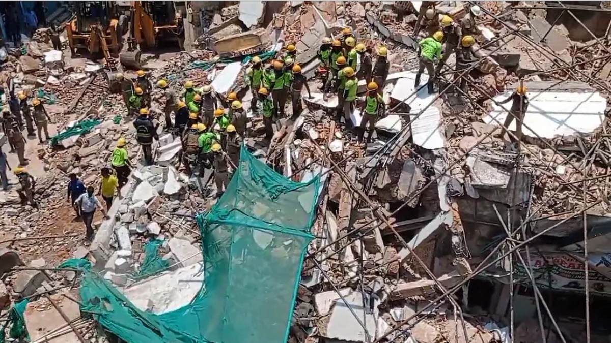 Case filed under 5 section against Chennai Mannady collapsed building owner Case filed under 5 section against Chennai Mannady collapsed building owner
