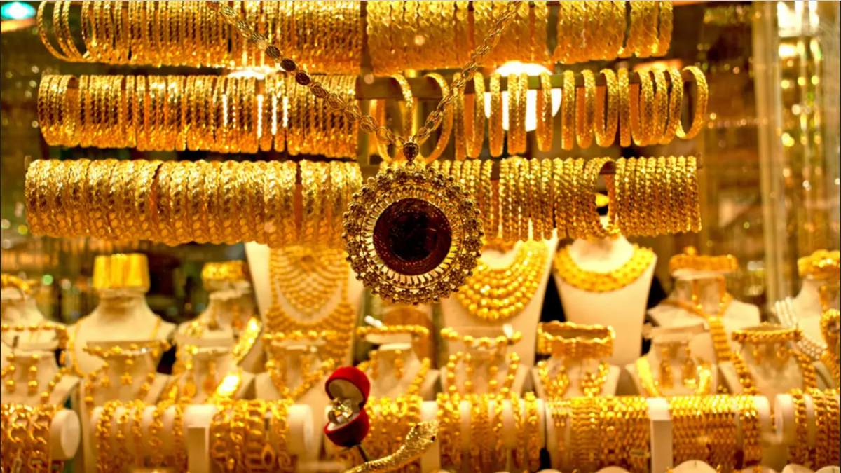 Good time to buy gold Dont pawn at this time even if you dont know it Debt settlement tips 