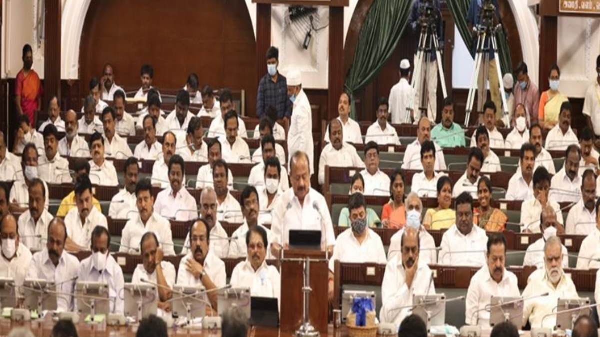 Minister MRK Panneerselvam retaliates pr pandian explains about agriculture budget announcements